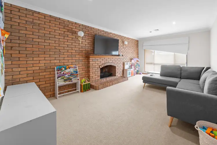 Second view of Homely house listing, 9 Pinner Court, Shepparton VIC 3630