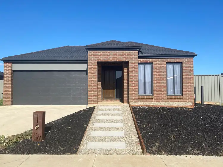 18 Henleydale Drive