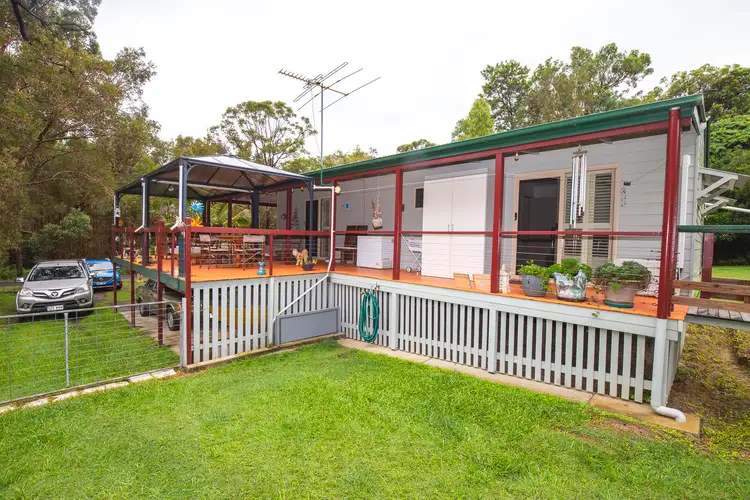 8 Wanda Street, Macleay Island QLD 4184