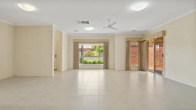 Fifth view of Homely townhouse listing, 9 Heily Avenue, Mooroopna VIC 3629