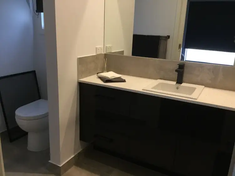 Fifth view of Homely house listing, 5 Lakeview Place, Mooroopna VIC 3629