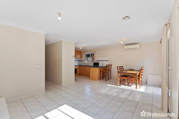 Fourth view of Homely unit listing, 2/21 Patonga Drive, Delahey VIC 3037