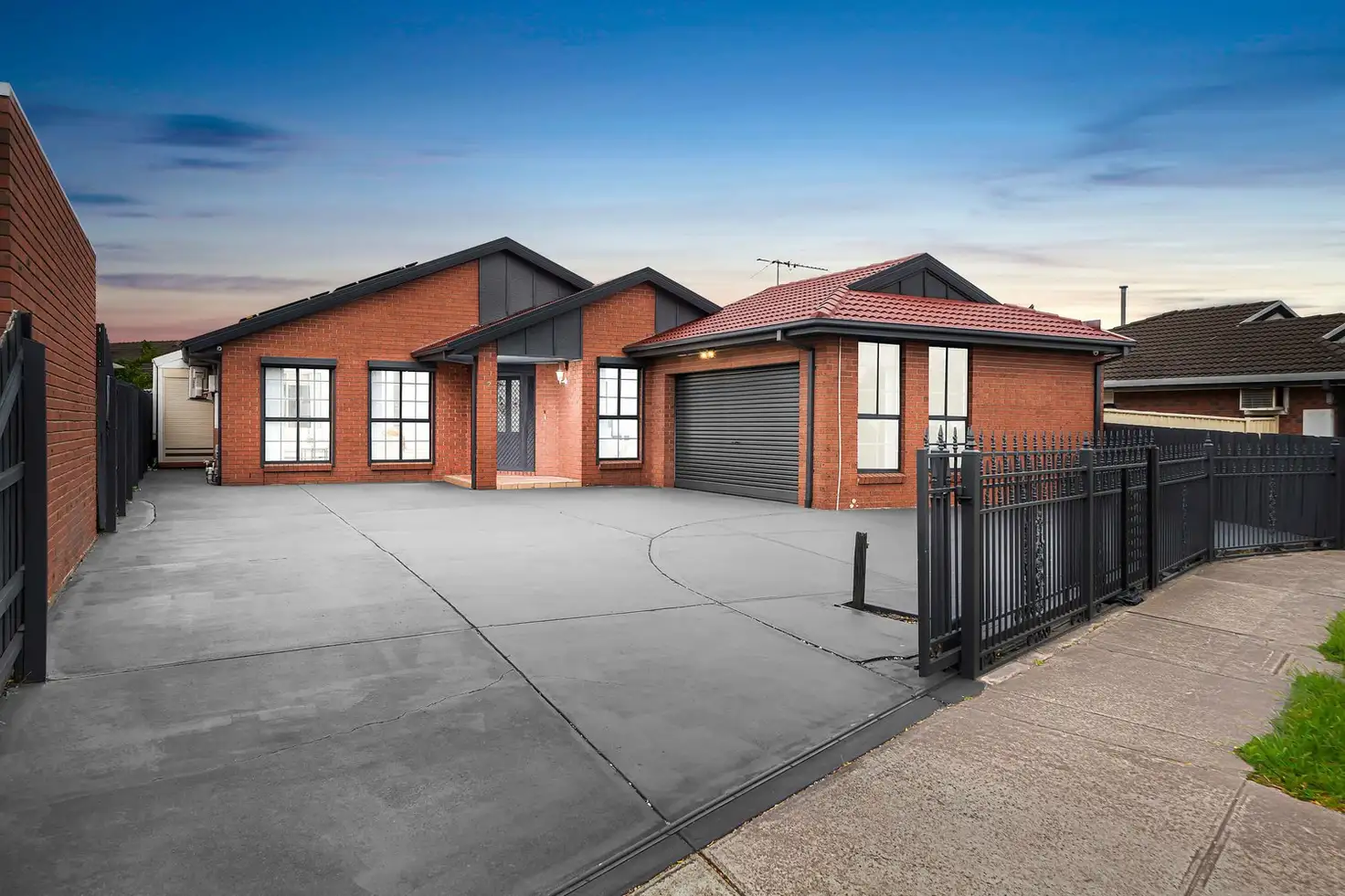 Main view of Homely house listing, 2 Oarsome Drive, Delahey VIC 3037
