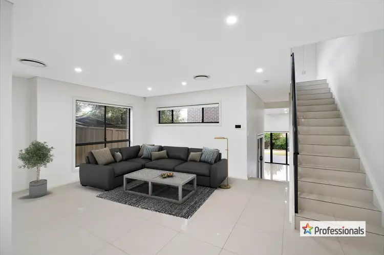 Second view of Homely semi-detached listing, 29 Sevenoaks Crescent, Bass Hill NSW 2197