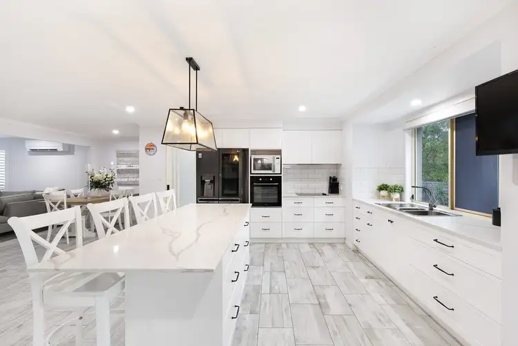 135 Outlook Drive, Tewantin QLD 4565