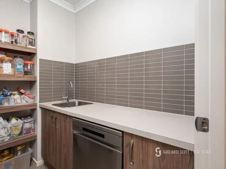 Fifth view of Homely house listing, 14 Pertobe Drive, Kialla VIC 3631