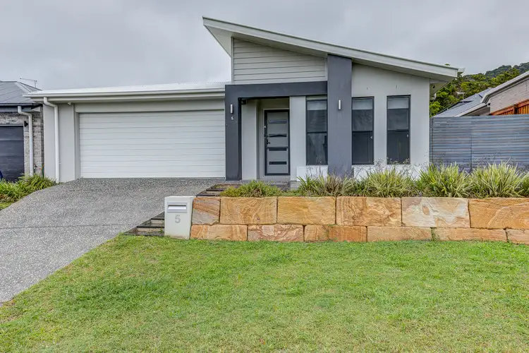 5 Irving Way