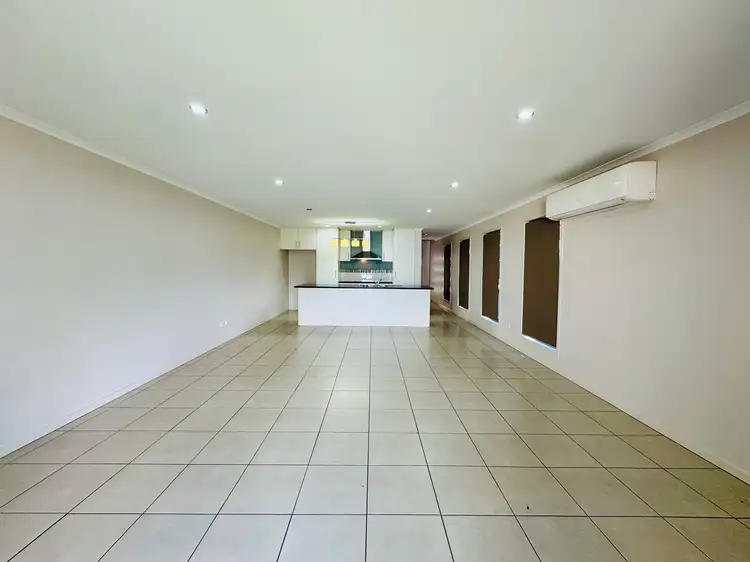 Sixth view of Homely townhouse listing, 1/11 MACPHERSON Street, Moranbah QLD 4744