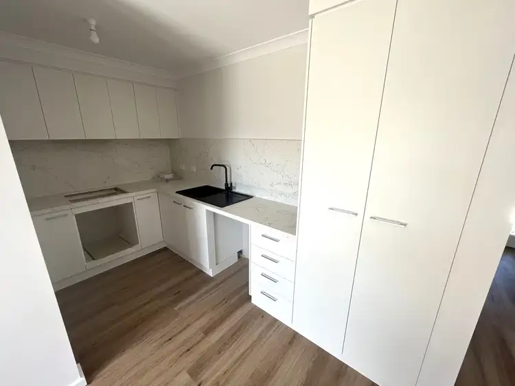 Fifth view of Homely unit listing, 3/117 Hayes Street, Shepparton VIC 3630