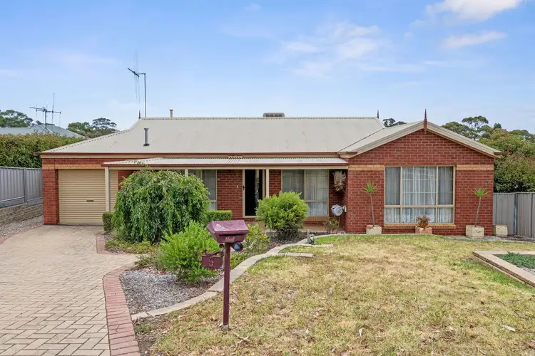 1/5 Lois Court, Golden Square VIC 3555