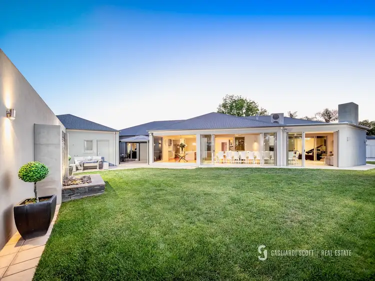 Second view of Homely house listing, 5 John Findlay Place, Shepparton VIC 3630