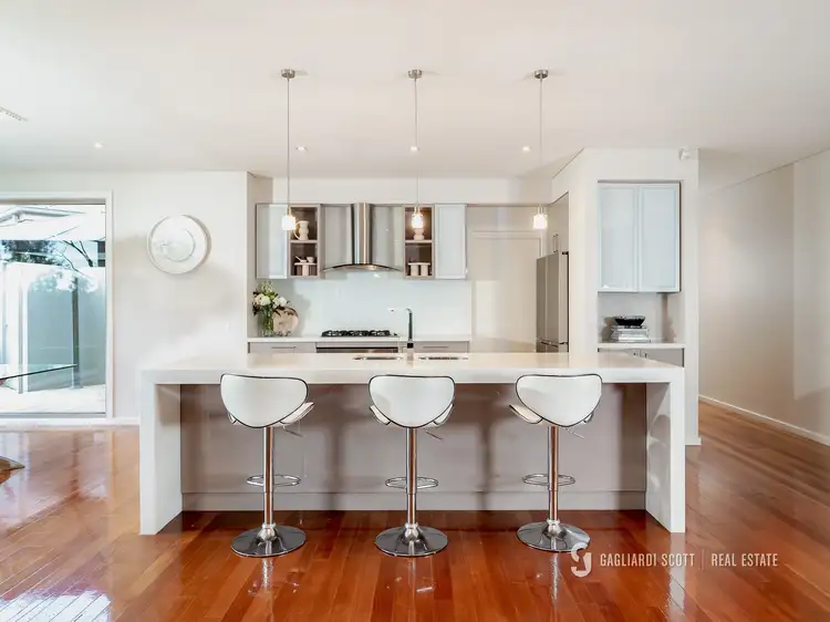 Third view of Homely house listing, 5 John Findlay Place, Shepparton VIC 3630