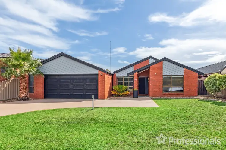 Main view of Homely house listing, 15 Saratoga Crescent, Keilor Downs VIC 3038