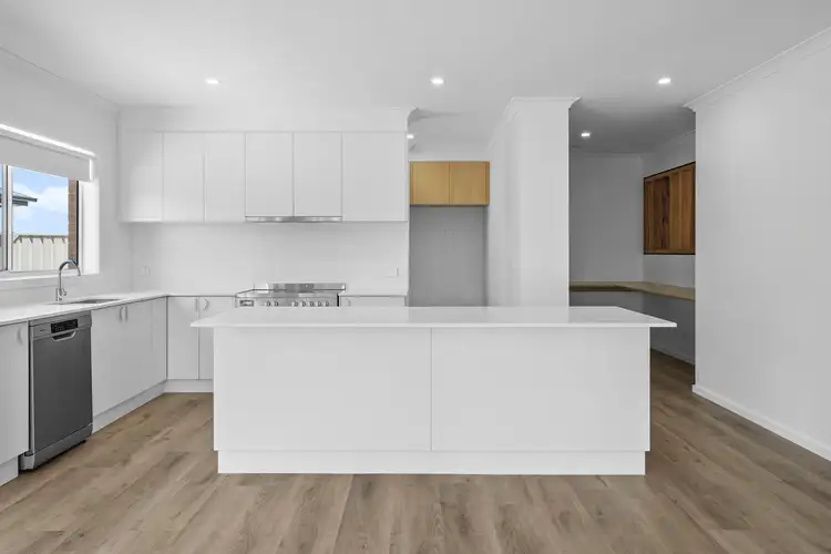 Fifth view of Homely house listing, 5 Calliope Lane, Kialla VIC 3631