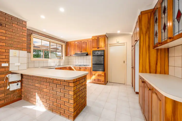 Sixth view of Homely house listing, 8 Rozaria Court, Shepparton VIC 3630
