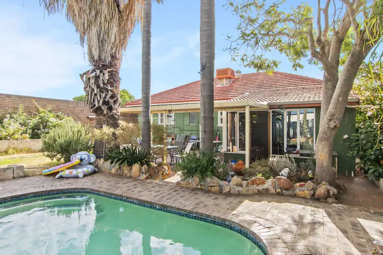 184 Grand Promenade, Doubleview WA 6018