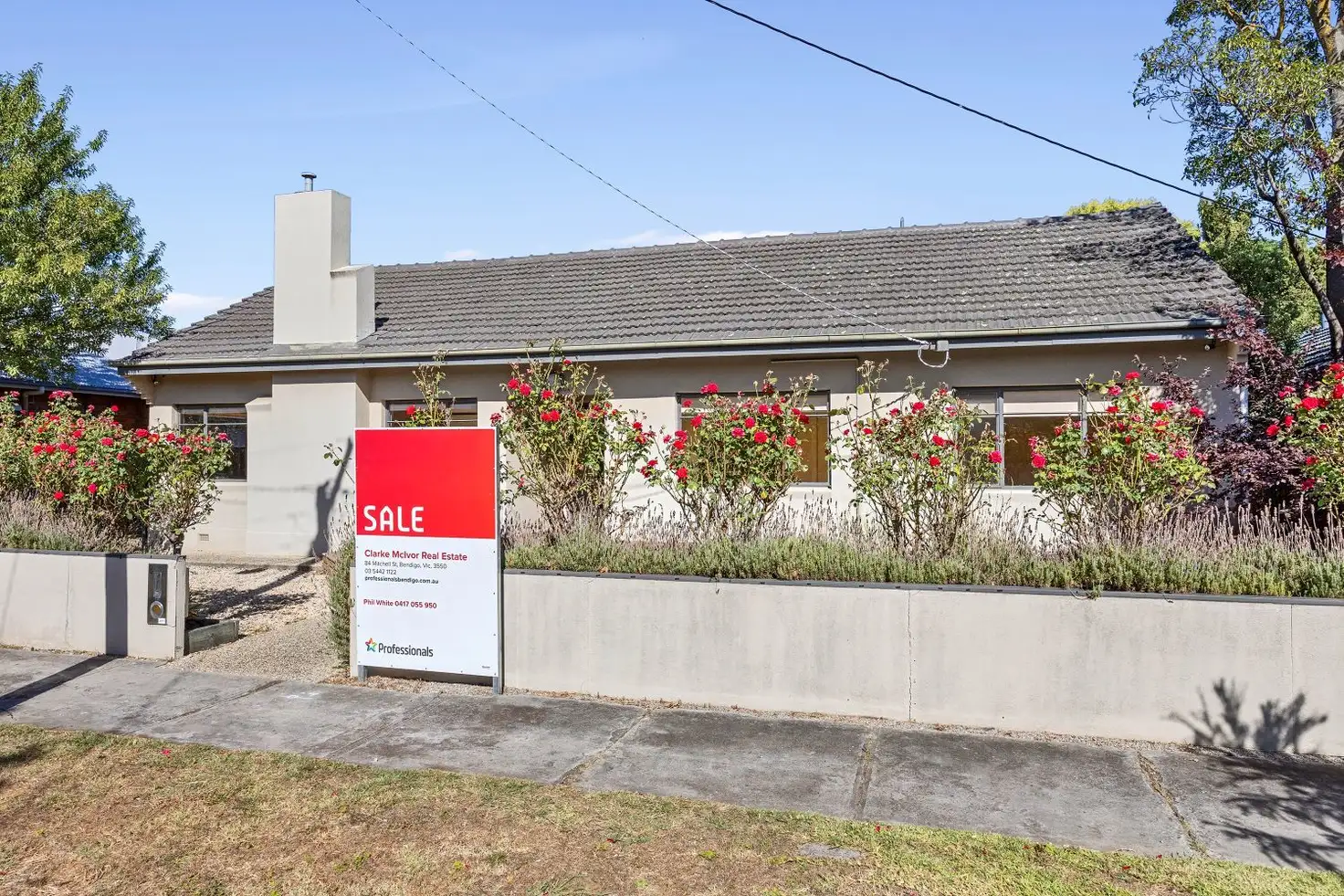 Main view of Homely house listing, 8 Margaret Crescent, Flora Hill VIC 3550