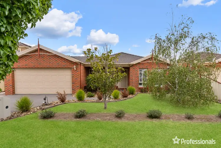 Main view of Homely house listing, 17 Bloomsbury Drive, Taylors Hill VIC 3037
