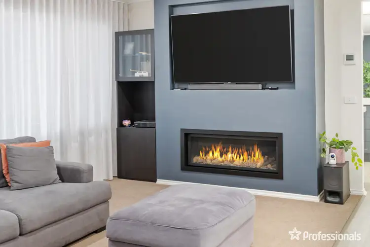 Fifth view of Homely house listing, 17 Bloomsbury Drive, Taylors Hill VIC 3037