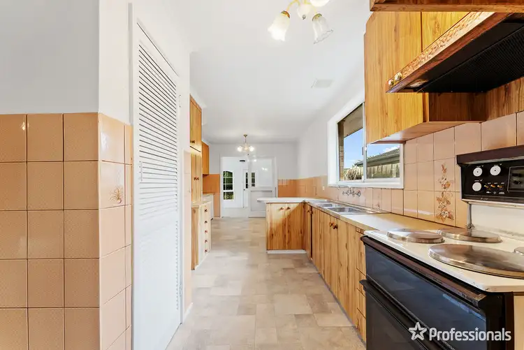 Fifth view of Homely house listing, 17 Birchwood Boulevard, Deer Park VIC 3023