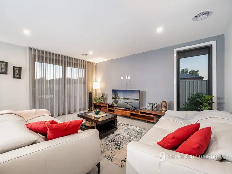 Sixth view of Homely house listing, 4 Learmonth Avenue, Kialla VIC 3631