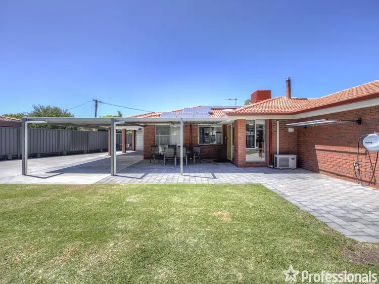 Second view of Homely house listing, 19 Shamrock Way, Huntingdale WA 6110