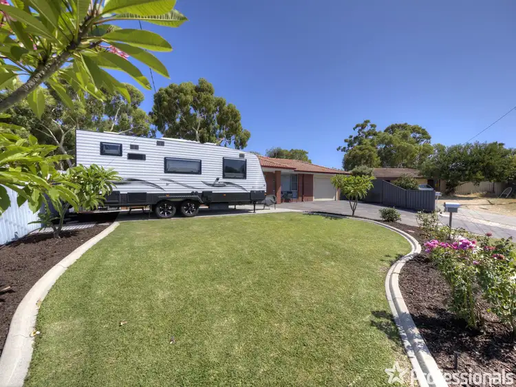 Fifth view of Homely house listing, 19 Shamrock Way, Huntingdale WA 6110