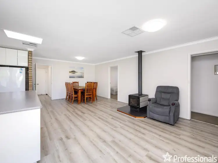 Seventh view of Homely house listing, 19 Shamrock Way, Huntingdale WA 6110