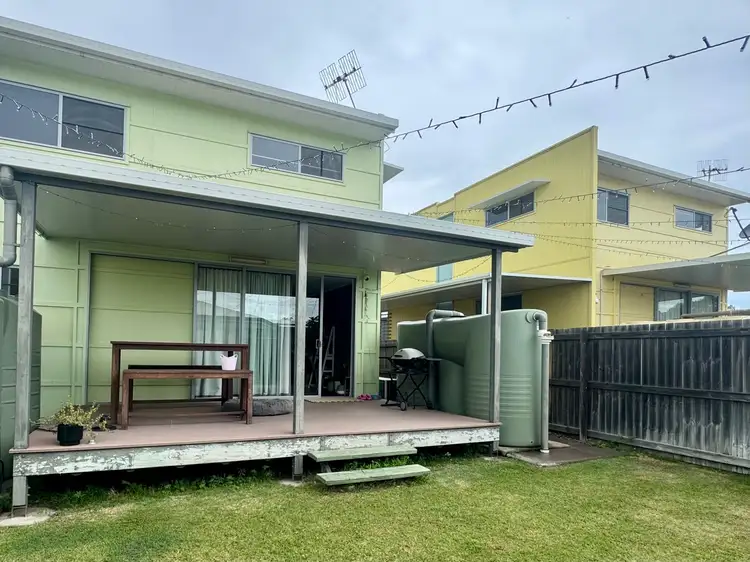 Main view of Homely townhouse listing, 2/4 BLIGH Court, Moranbah QLD 4744