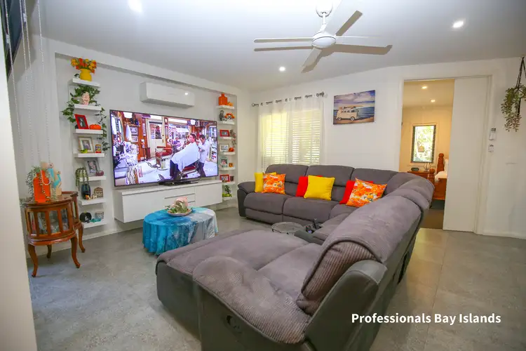 74 Coondooroopa Drive, Macleay Island QLD 4184