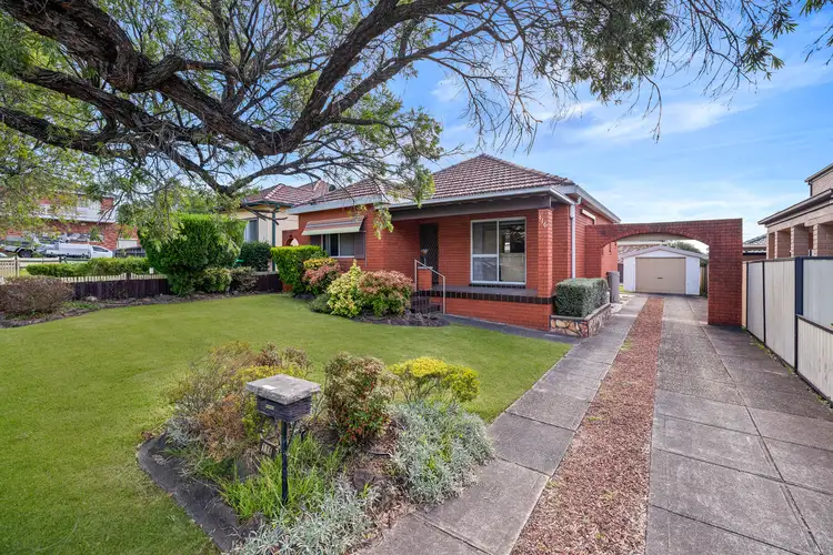 116 Hillcrest Avenue, Greenacre NSW 2190