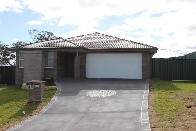 38 Henry Dangar Drive, Muswellbrook NSW 2333