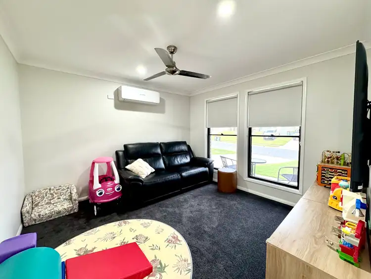 Sixth view of Homely house listing, 28 HANNAY Street, Moranbah QLD 4744