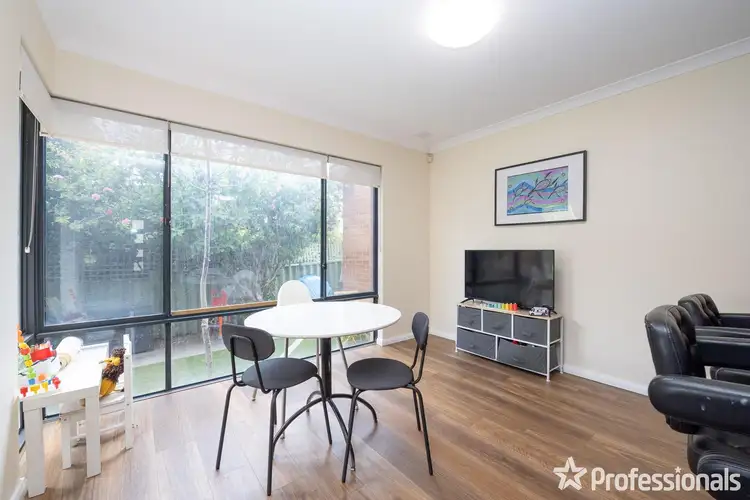 Sixth view of Homely villa listing, 6/16 The Crescent, Redcliffe WA 6104