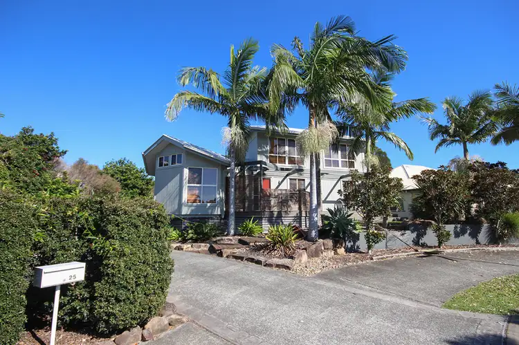 25 Sassafras Street, Pottsville NSW 2489