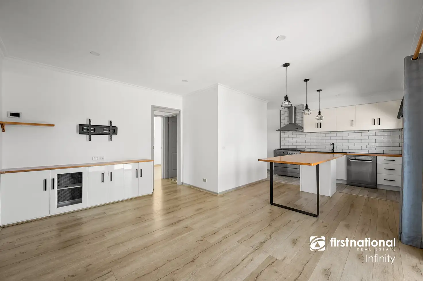 Main view of Homely unit listing, 1/1377 Centre Road, Clayton VIC 3168