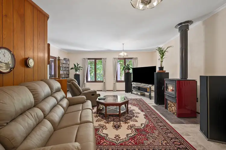 Fourth view of Homely house listing, 1 Clearing Court, Mandurang VIC 3551