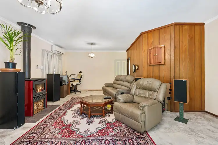 Fifth view of Homely house listing, 1 Clearing Court, Mandurang VIC 3551