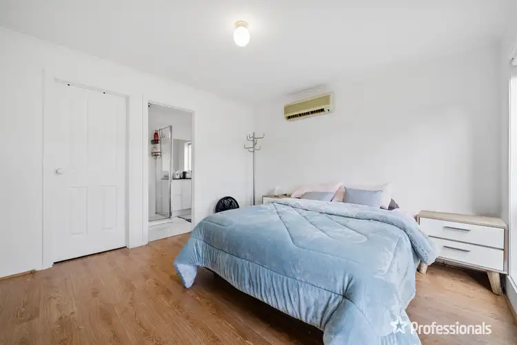 Sixth view of Homely house listing, 1 Mt Eccles Place, Caroline Springs VIC 3023