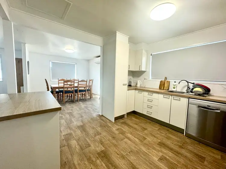 36 RENIER Crescent, Moranbah QLD 4744