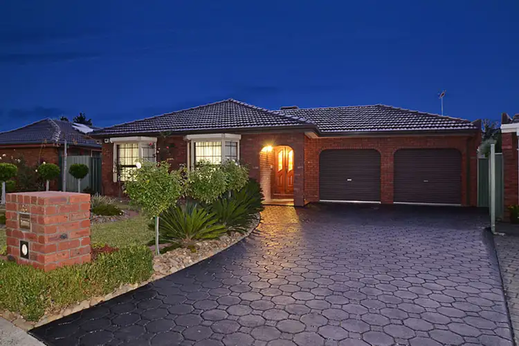 36 Barbary Crescent, Taylors Lakes VIC 3038