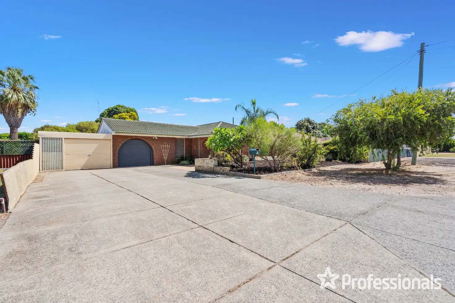 Main view of Homely house listing, 5 Linden Way, Forrestfield WA 6058