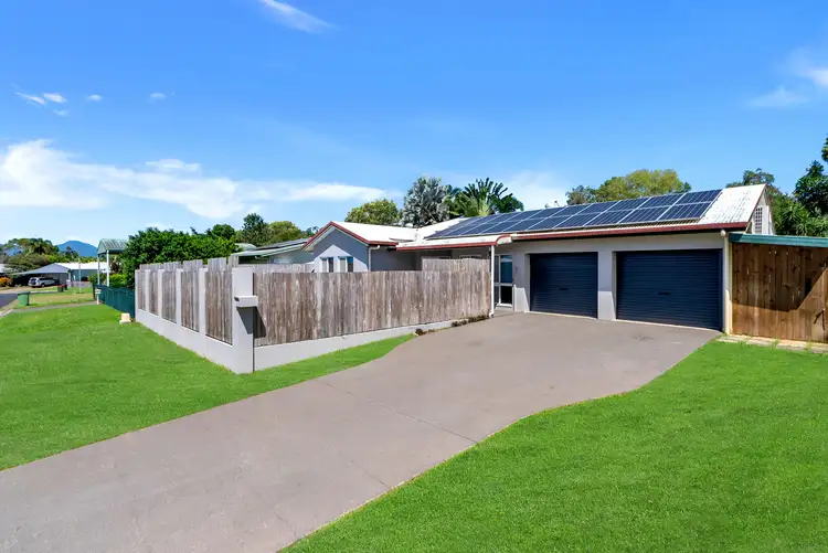 Second view of Homely house listing, 10 Isilwood Close, Edmonton QLD 4869