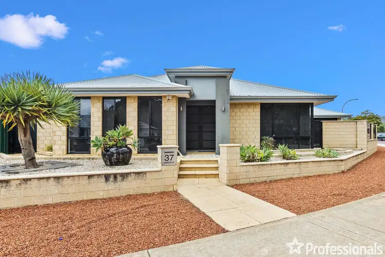 37 Mandon Street, Forrestfield WA 6058