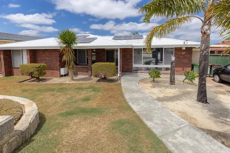 27 Danbury Crescent