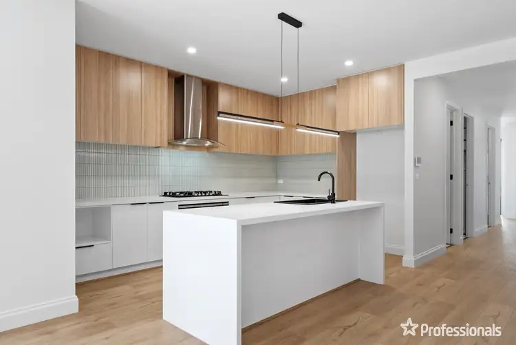 Fifth view of Homely house listing, 11 Paskas Drive, Fraser Rise VIC 3336