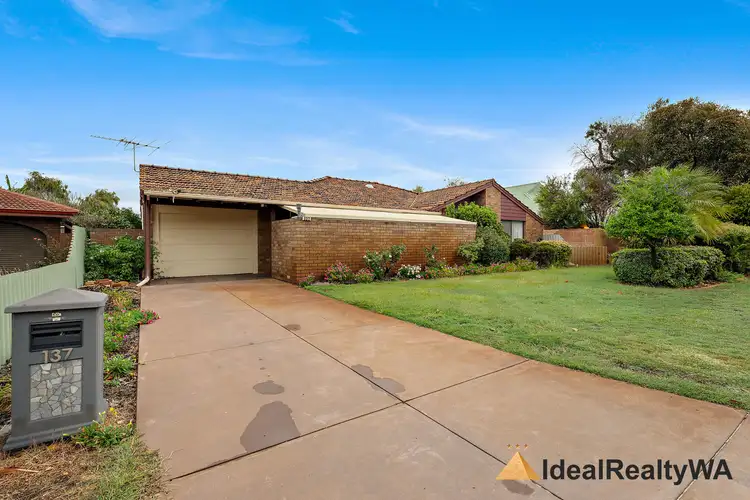 137 Burrendah Boulevard, Willetton WA 6155