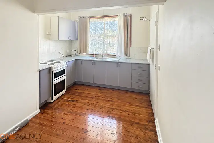 Second view of Homely house listing, 8 Glenroi Avenue, Orange NSW 2800