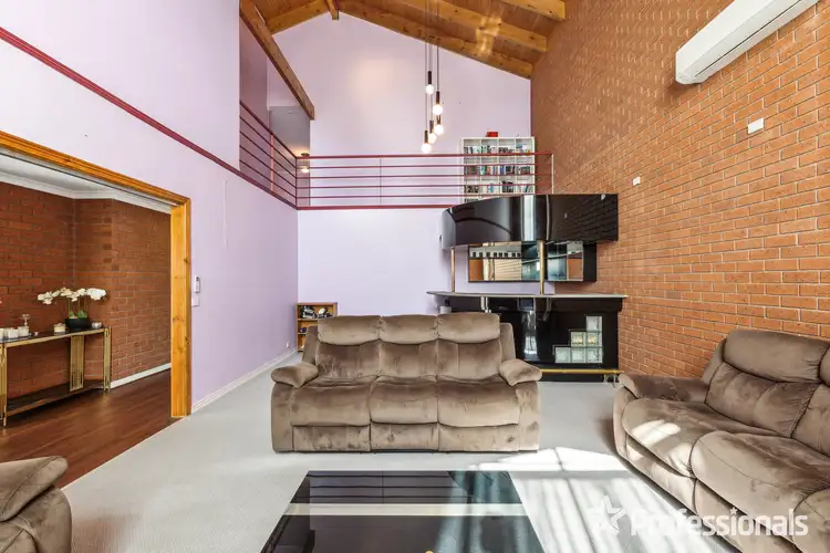 Fifth view of Homely house listing, 1 Burton Close, Keilor Downs VIC 3038