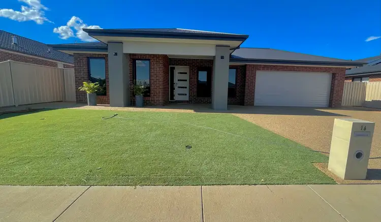 16 Mallacoota Drive, Kialla VIC 3631